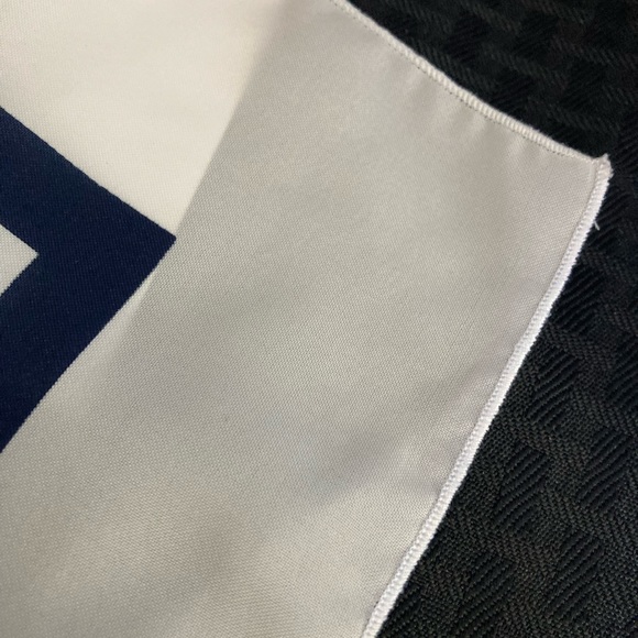 NH Golf Scarf Monogramed Woman Golfer 🏌️‍♀️ Sz L - Picture 7 of 7